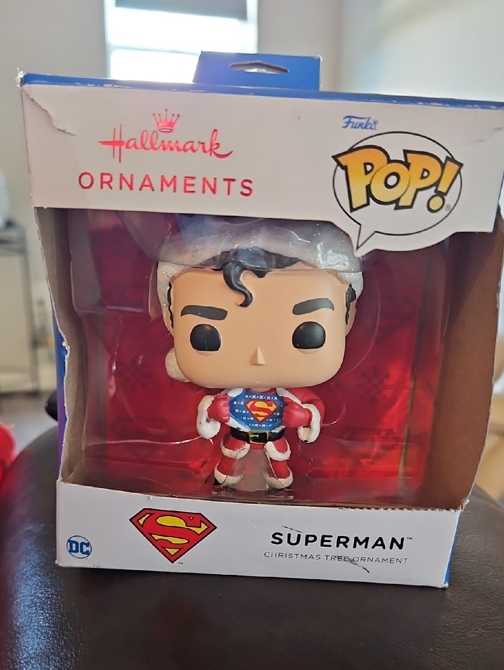 Funko Pop! Hallmark Superman Christmas Tree Ornamment 2021, NIB (Creases)